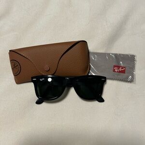 Ray-Ban Black Sunglasses with Brown Case